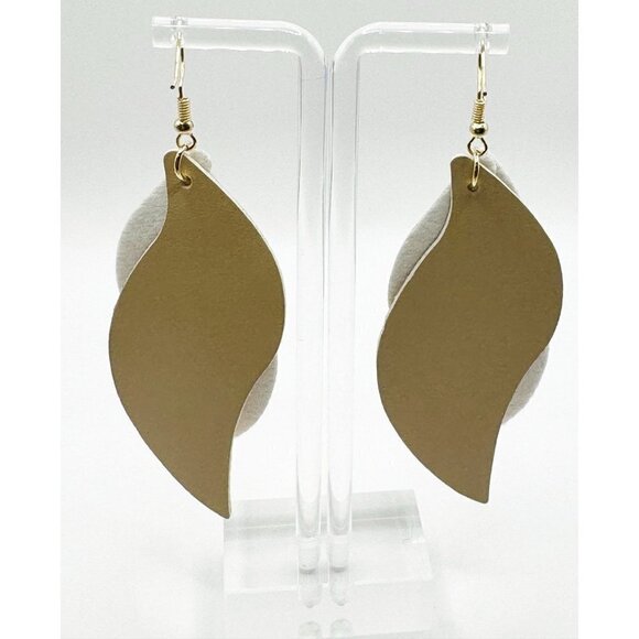 Bohemian Earrings 3 Layer Leaf Design - Picture 4 of 4